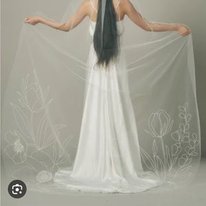 Ofrenda Bloom Veil